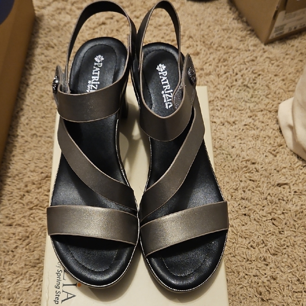 Spring Step Metallic Gray Sandals